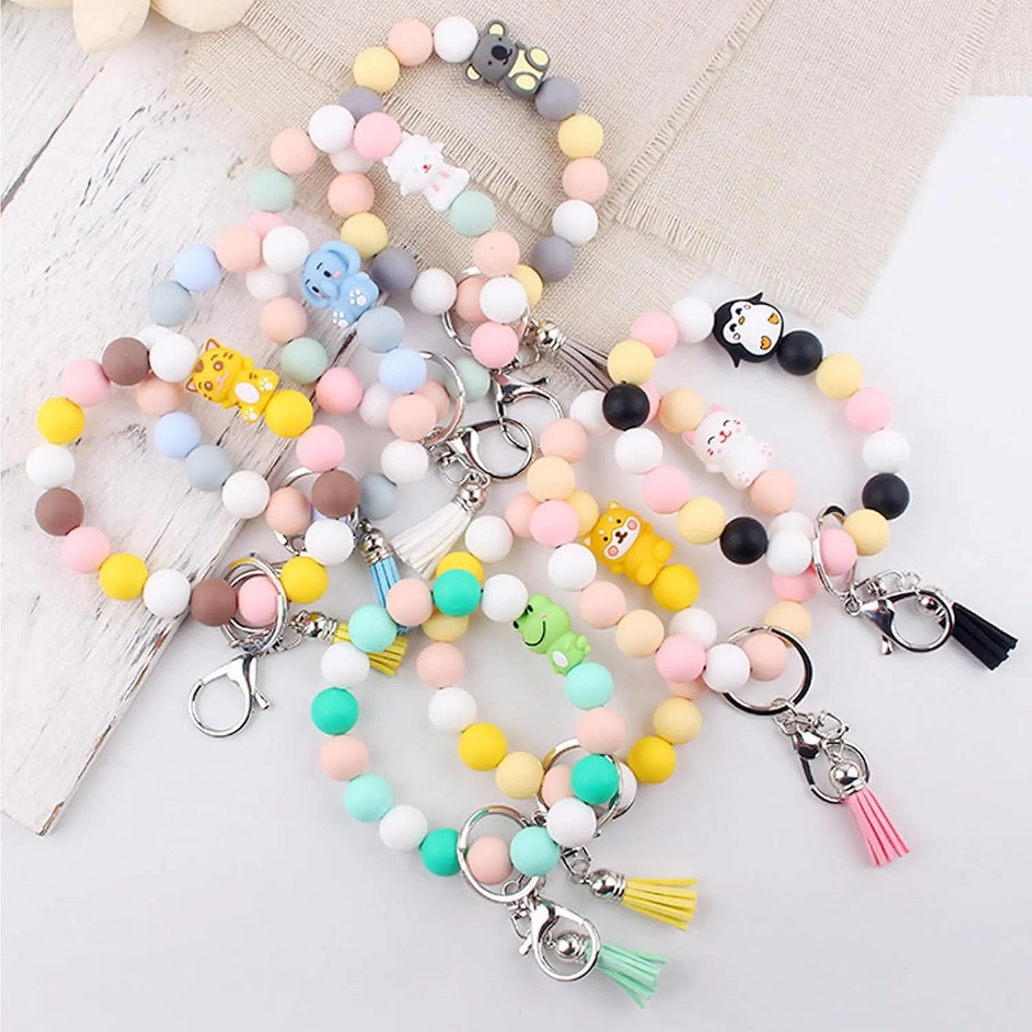 Animals Beaded Silicone Bracelet Wristlet Keychain, Cat Dog Elephant Lamb Tiger Penguin Koala Frog Bangle Keyring for Women