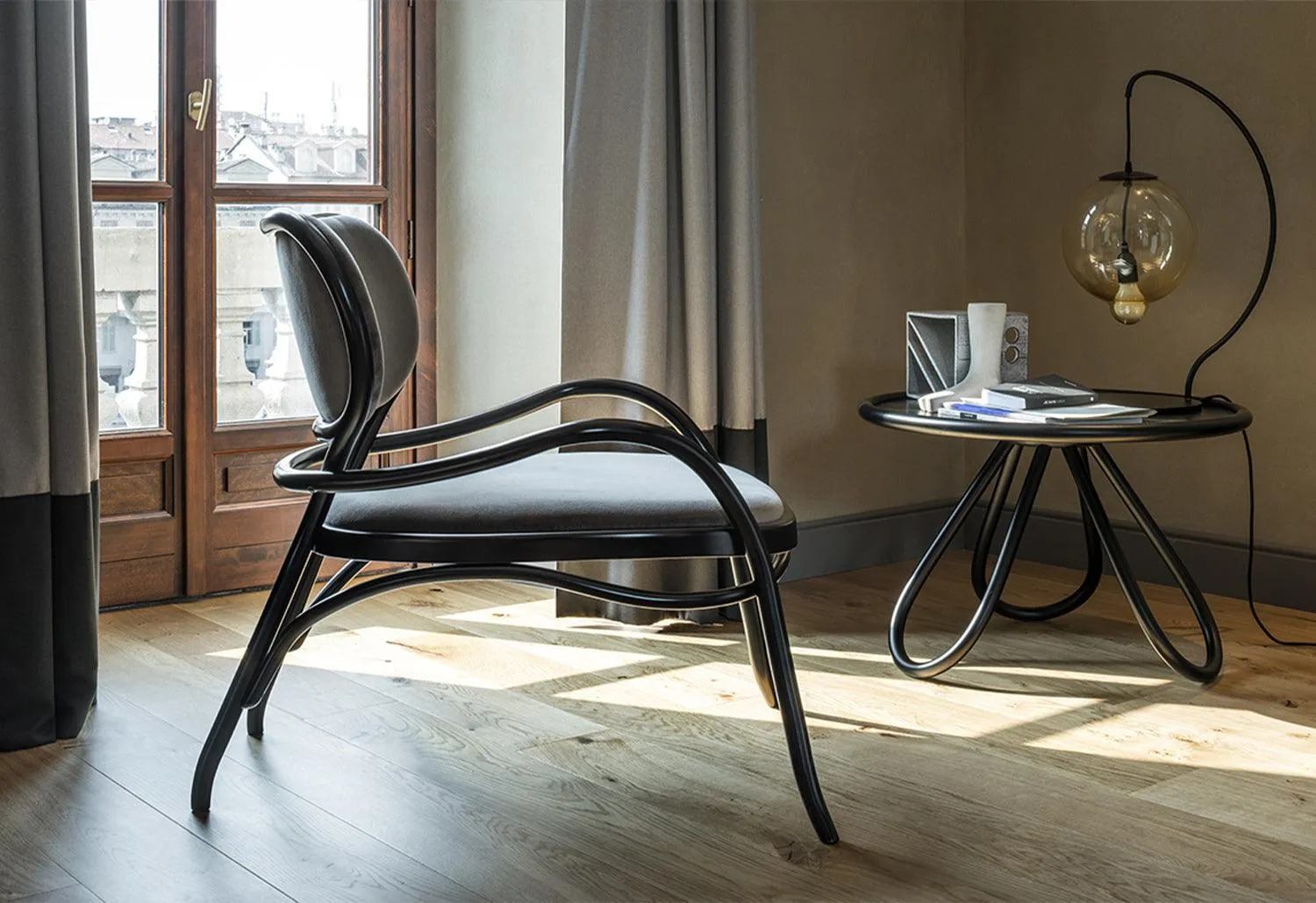 Arch coffee table