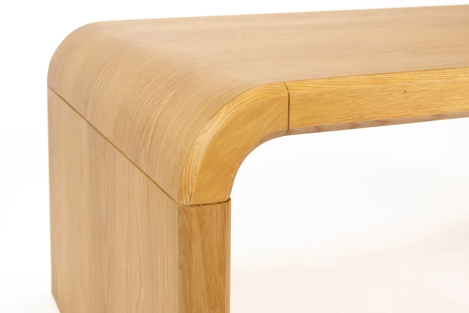 Coffee Table Brave