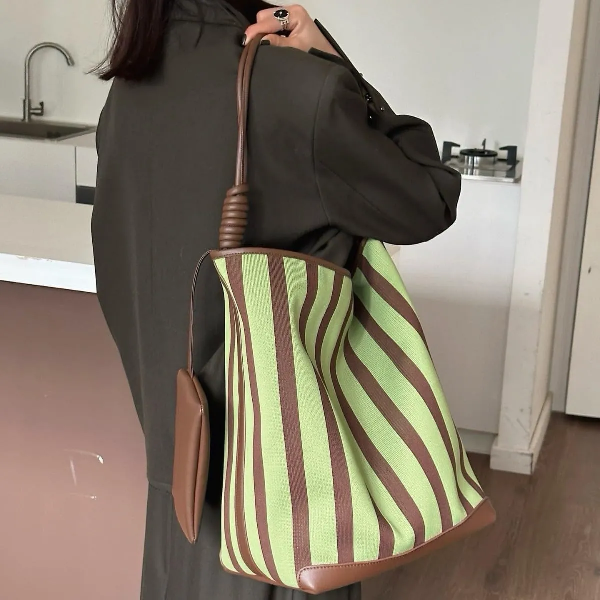 Leather Women's Bag Striped Totes Summer Canvas Cowhide Fashion Large Capacity Shoulder Bucket Bag Vacation Casual