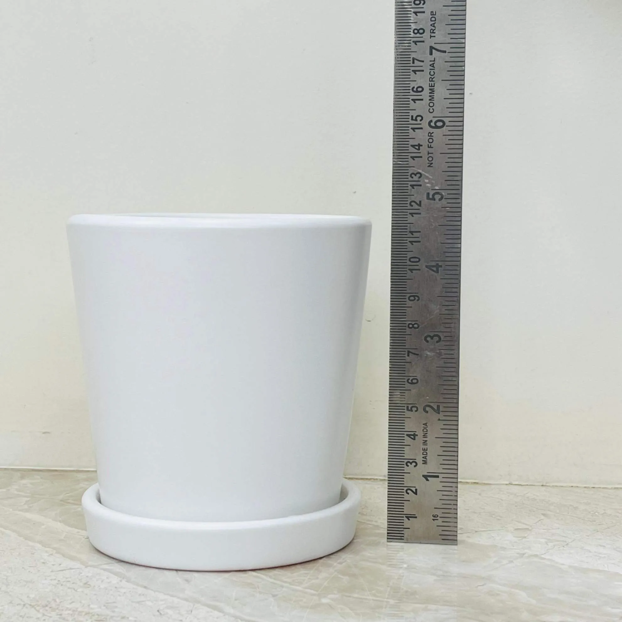 Stylish White Ceramic Pot with Matching Base Tray