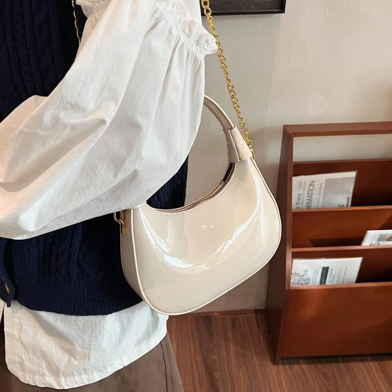 Trendy Patent Leather Hobos Handbag Purse for Women Shoulder Crossbody Bag Retro Totes with Removable Strap