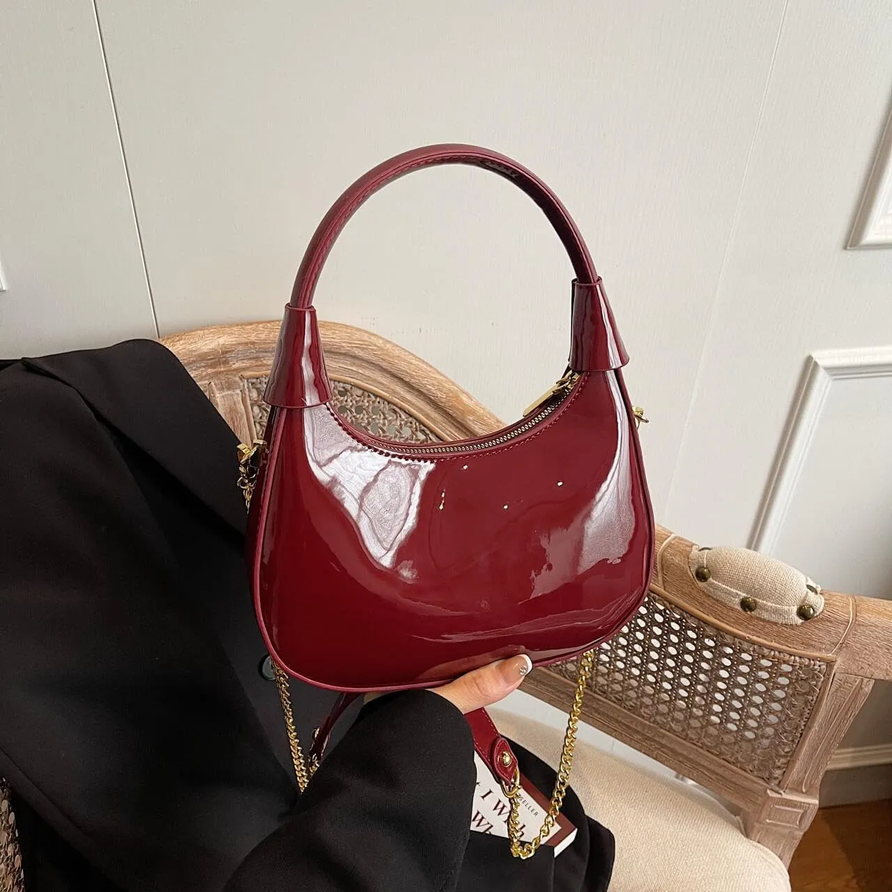 Trendy Patent Leather Hobos Handbag Purse for Women Shoulder Crossbody Bag Retro Totes with Removable Strap