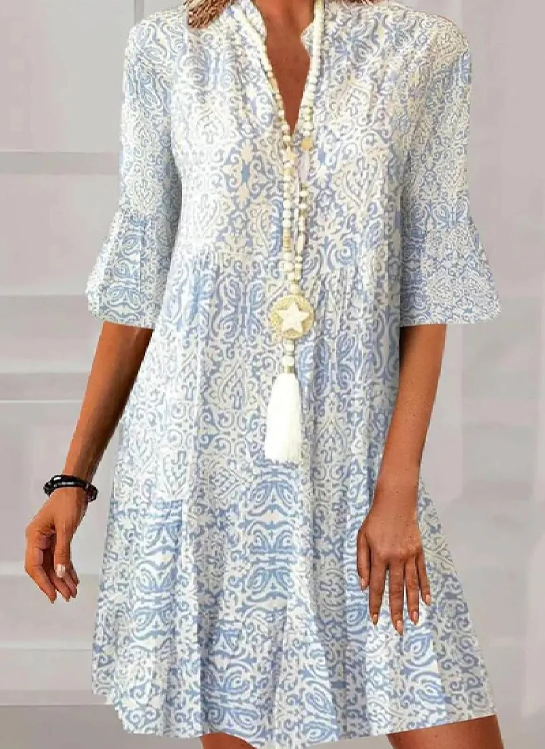 Women's 2025 Blue and White Vintage Print Half Sleeve Mini Dress Casual V Neck Ruffle A-Line Summer Short Dresses