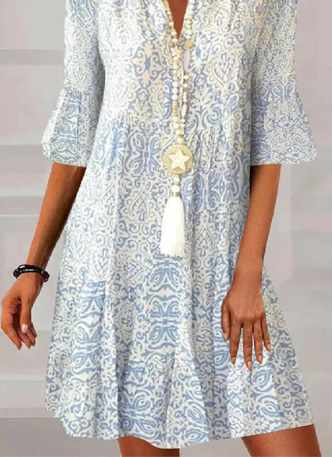 Women's 2025 Blue and White Vintage Print Half Sleeve Mini Dress Casual V Neck Ruffle A-Line Summer Short Dresses