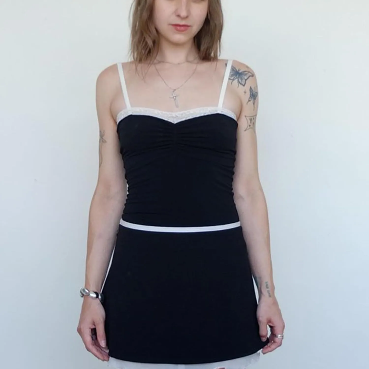 Women's Cute Lace Trim Tank Tops Y2K Heart Print Sleeveless Slim Cami Tops Graphic Scoop Neck Little Bow Ribbed Vest